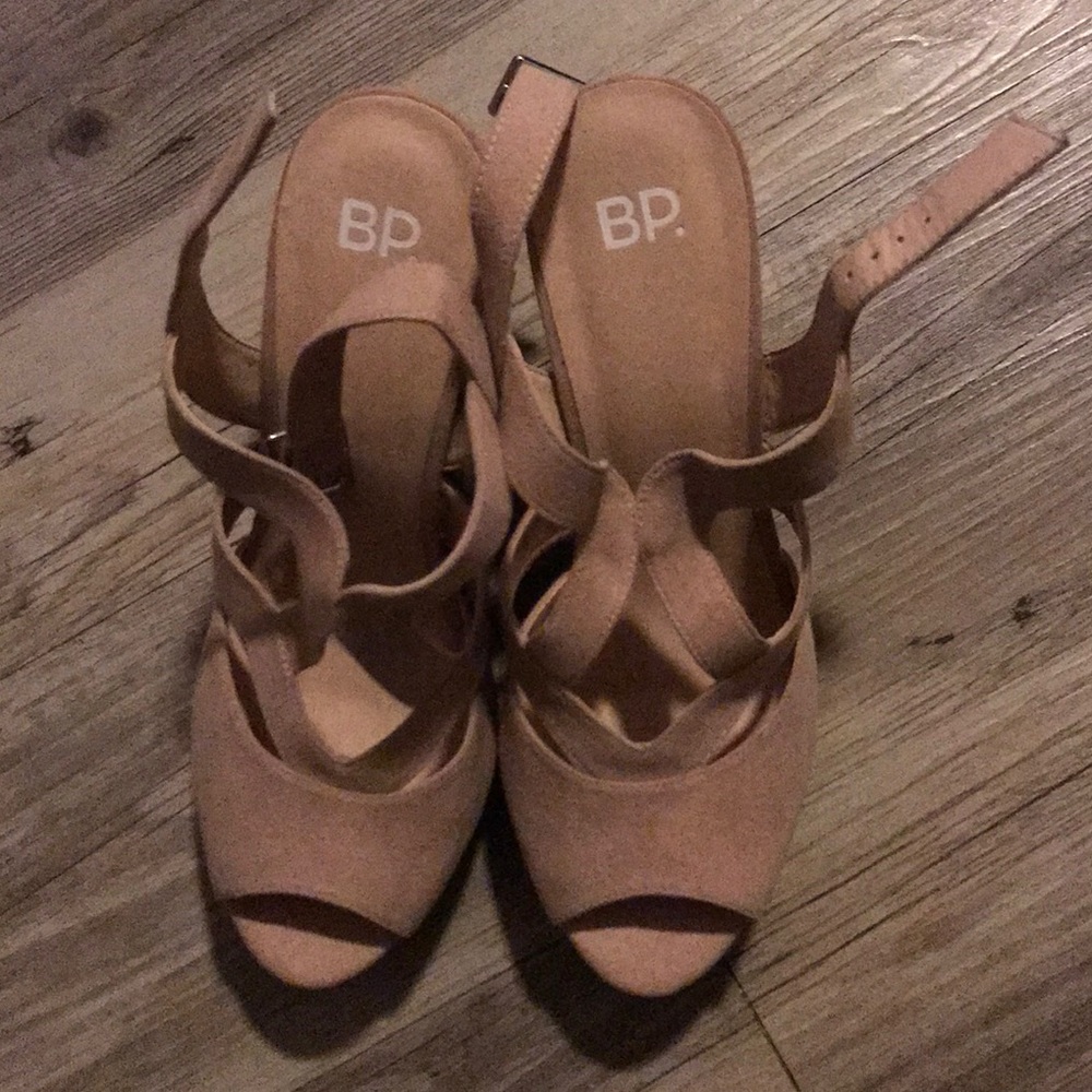 Mauve faux suede wedges